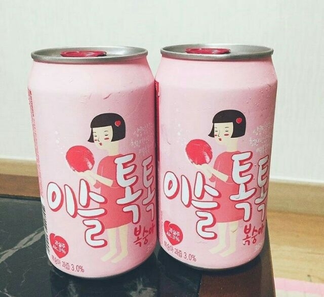 水蜜桃味碳酸酒 이슬톡톡