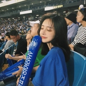 纯洁可爱唯美清新女生头像