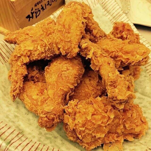 总有那么一个人，你想陪ta吃遍世间所有美食。愿得一人心，白首不相离~~~ ​​​