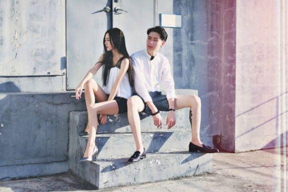 情侣拥抱爱情唯美图片