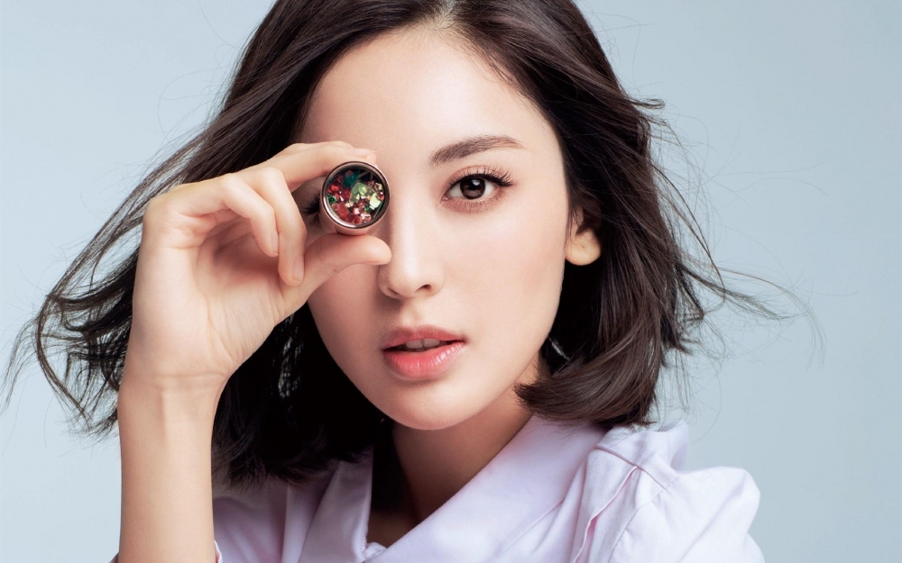 美女明星古力娜扎电脑桌面壁纸图片下载