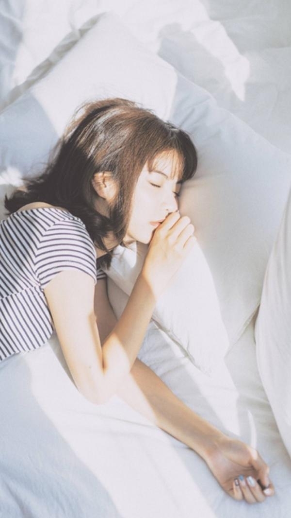 小清新文艺又可爱的女生图片