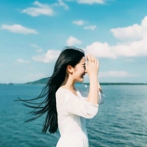 唯美意境长发美女头像