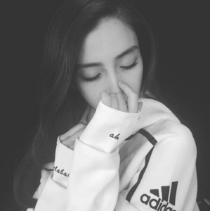 青春活力十足的小清新可爱女生头像