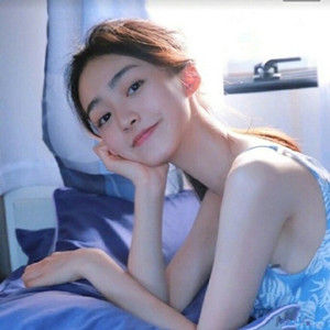 清新俏皮温柔大方小女生头像
