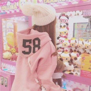 宁愿错过也不愿主动  个性时尚小女生微信头像