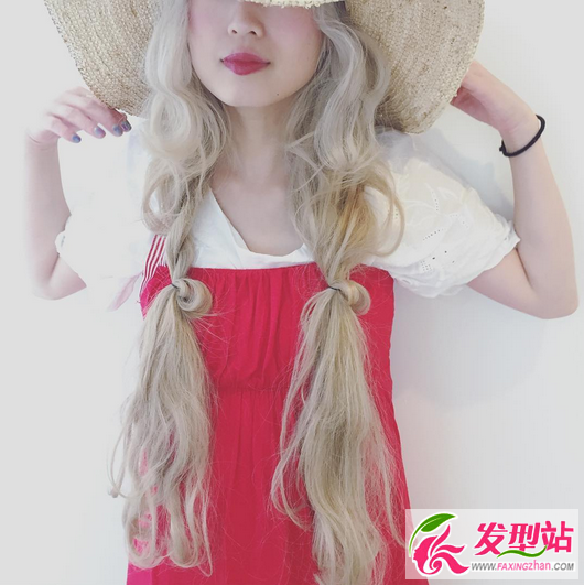 长发Lolita系的编发 Cosplay编发发型图片