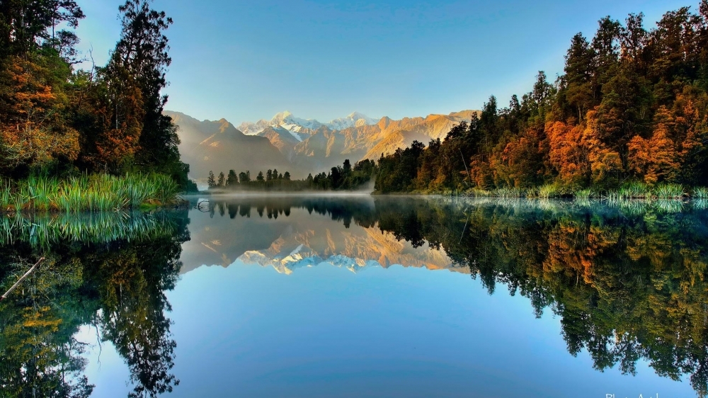 深山峡谷自然风景桌面壁纸