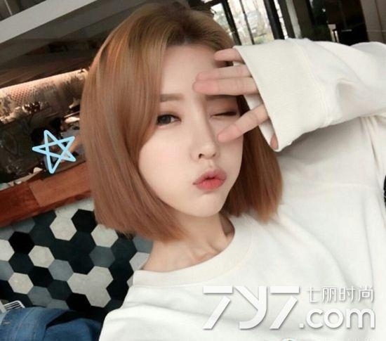 2017女生短发发型图片  时髦指数翻两番