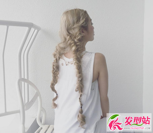 长发Lolita系的编发 Cosplay编发发型图片