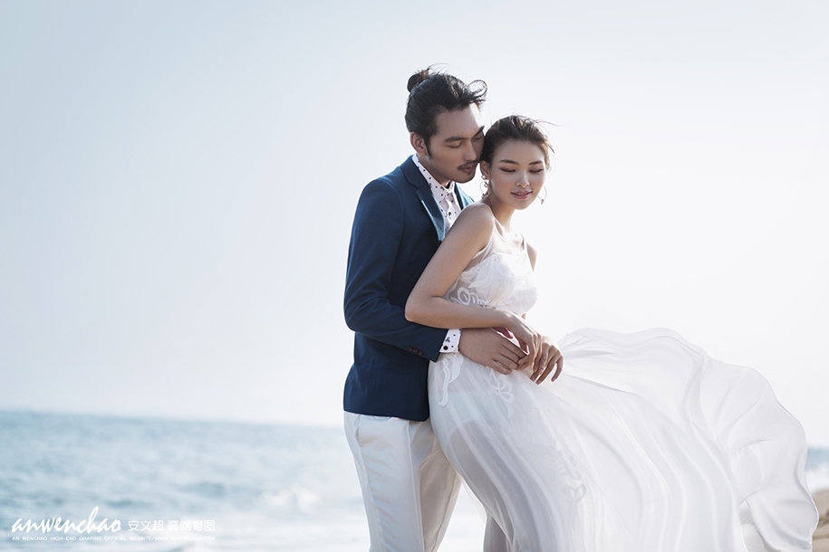 海风轻袭 婚纱照