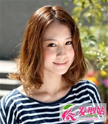 女生中分中短发发型 展现优雅淑女魅力