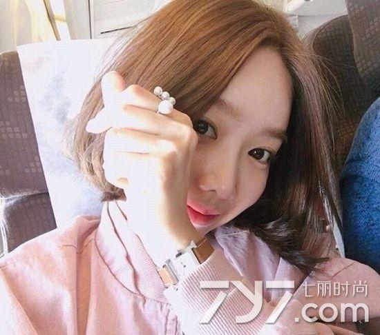 2017女生短发发型图片  时髦指数翻两番