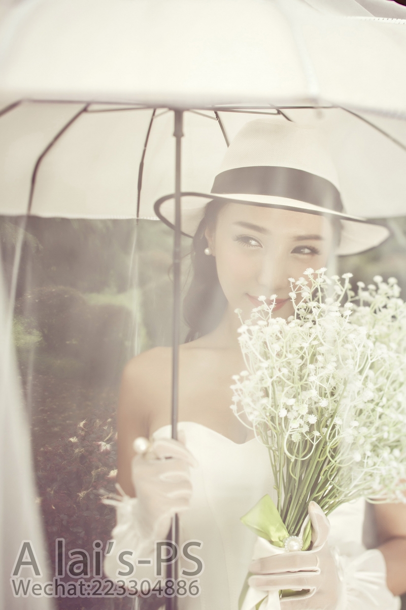 白色雨伞 婚纱照