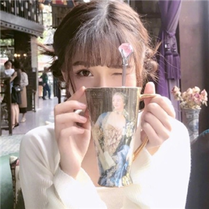 清新俏皮温柔大方小女生头像