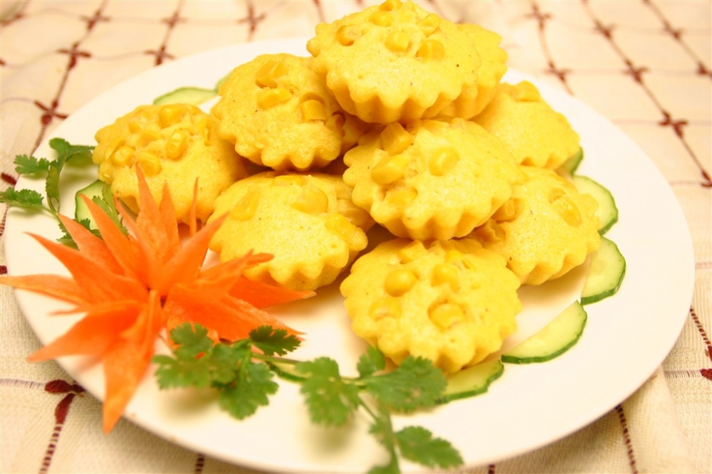 玉米金糕主食小吃美食素材图片