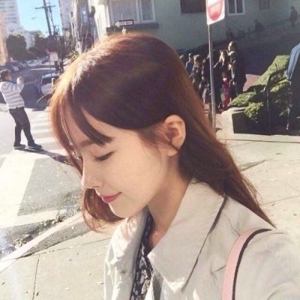 美丽动人的小清新侧脸头像