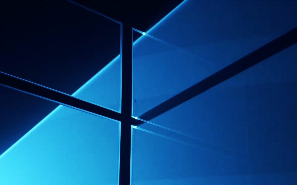 微软 Windows 10 Hero待机壁纸