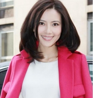 高圆圆时尚短发发型  清新自然