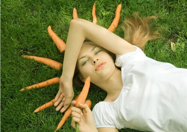 美食+辣妹 双重性感！