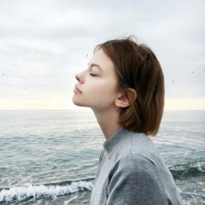 高冷气质欧美范女生姐妹头像