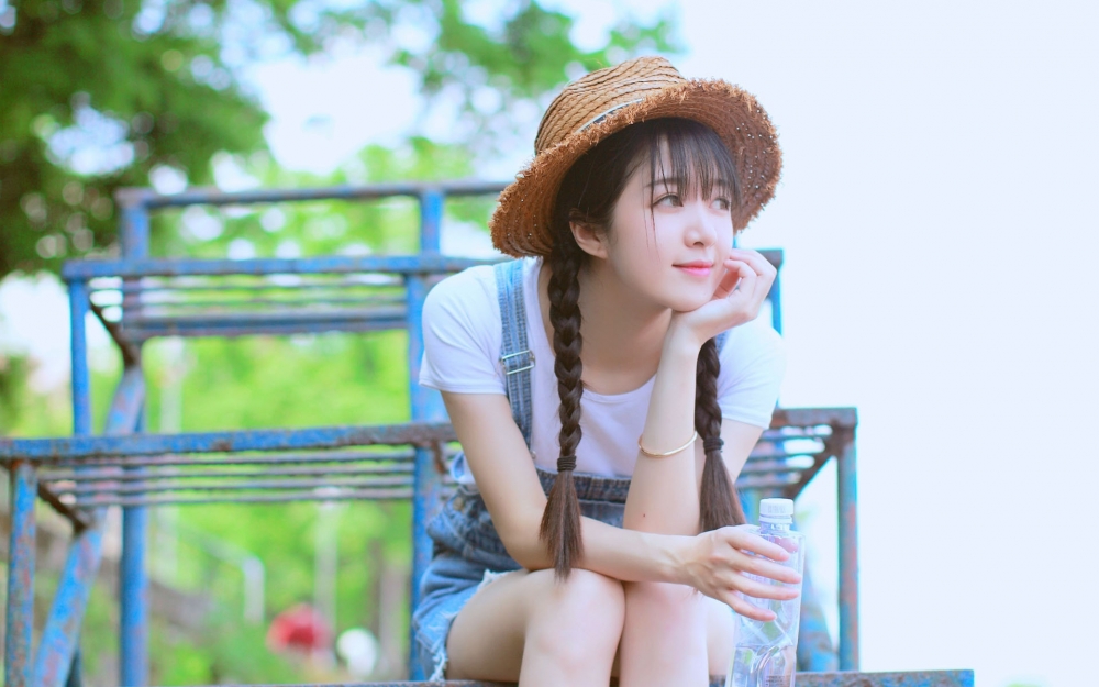 夏日清凉美女少女图片壁纸