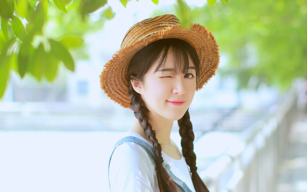 夏日清凉美女少女图片壁纸
