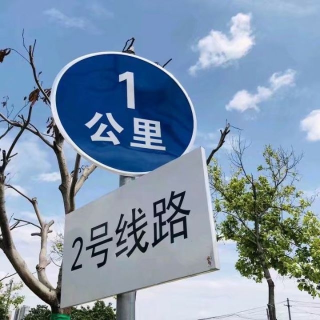 你是这所有世间 海洋 潮汐 星辰 万物不及