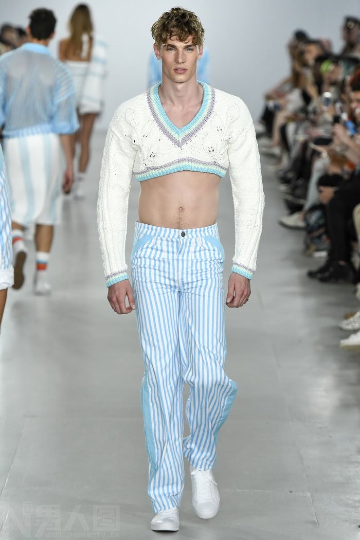 华伦天奴衣服怎么样 华伦天奴服饰 华伦天奴2017春夏走秀