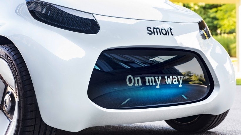 2017奔驰smart vision EQ fortwo桌面壁纸