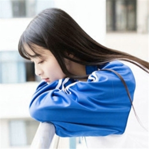 长发可爱俏皮活泼女生头像