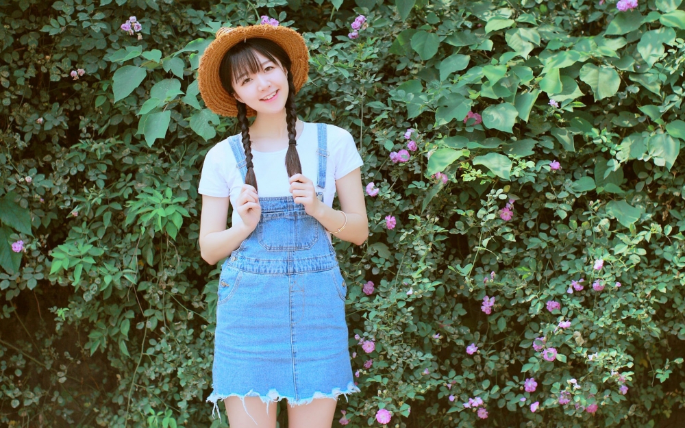 夏日清凉美女少女图片壁纸