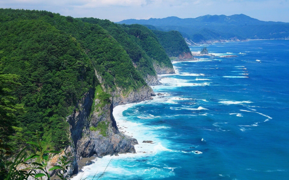 绚丽蓝色海岸风景桌面壁纸