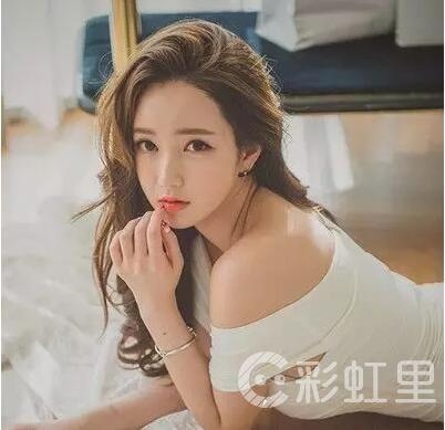 女生亚麻色染发效果图 彰显个性又不过分张扬