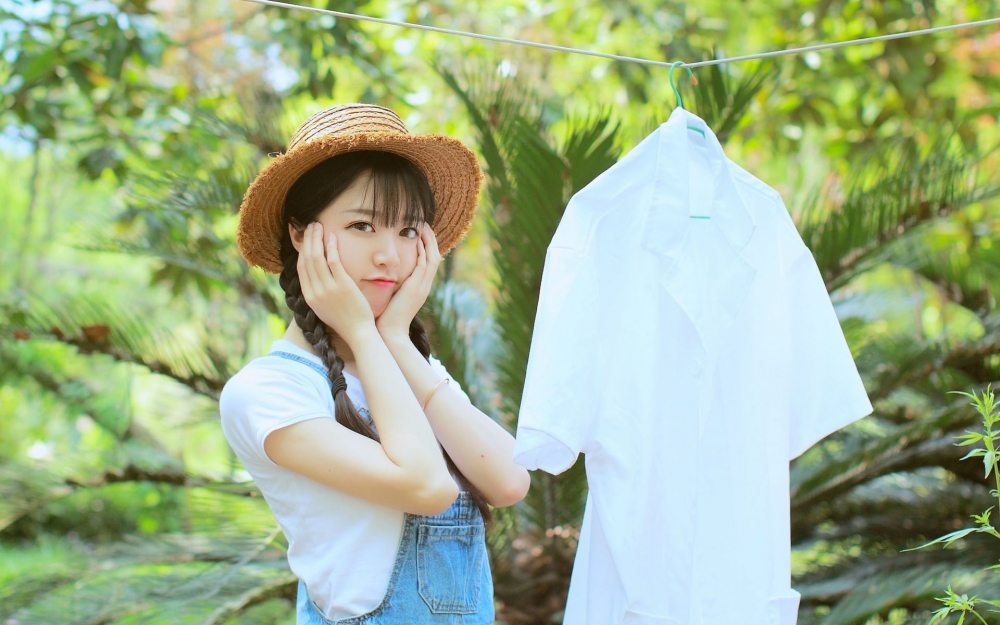 夏日清凉美女少女图片壁纸