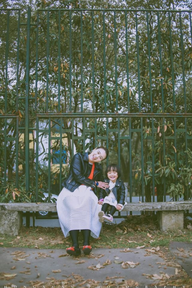 很想被宠坏一次.无忧无虑的做个小孩子.