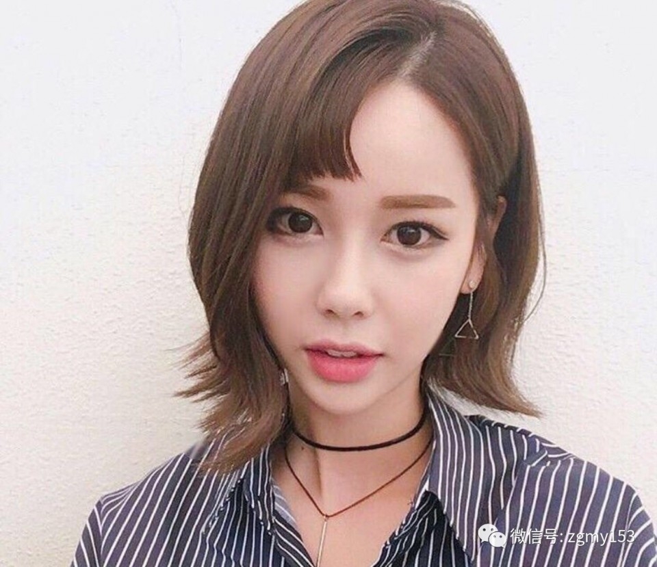 吸睛个性的女生短发发型