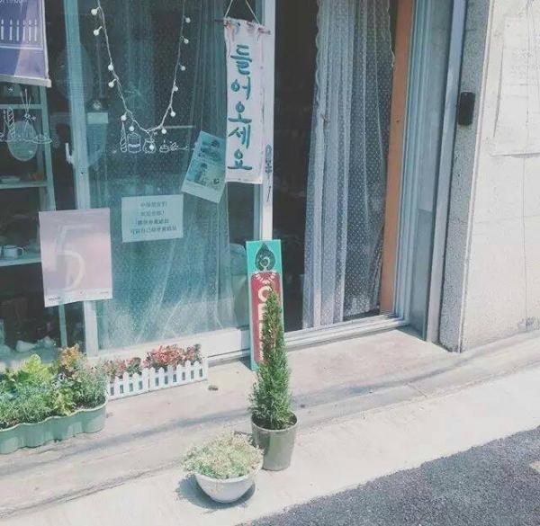 一甜:精选背景图嗝♡留下小心心的都是小仙女~