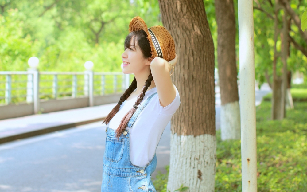 夏日清凉美女少女图片壁纸