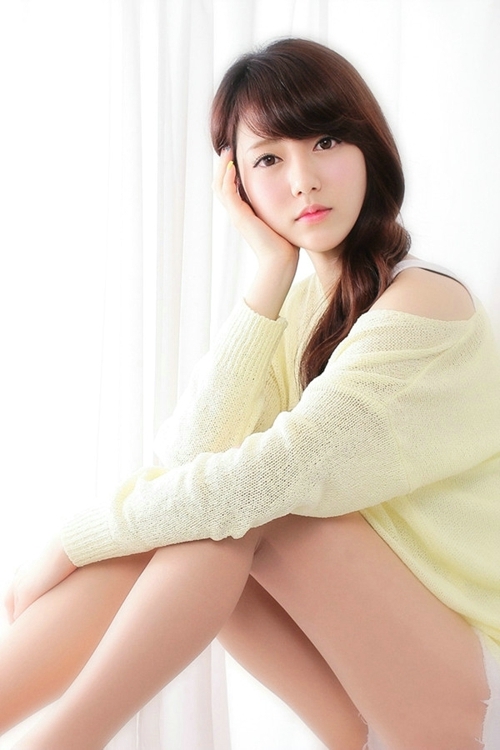 韩国美女车模Bo Mi清新私房写真