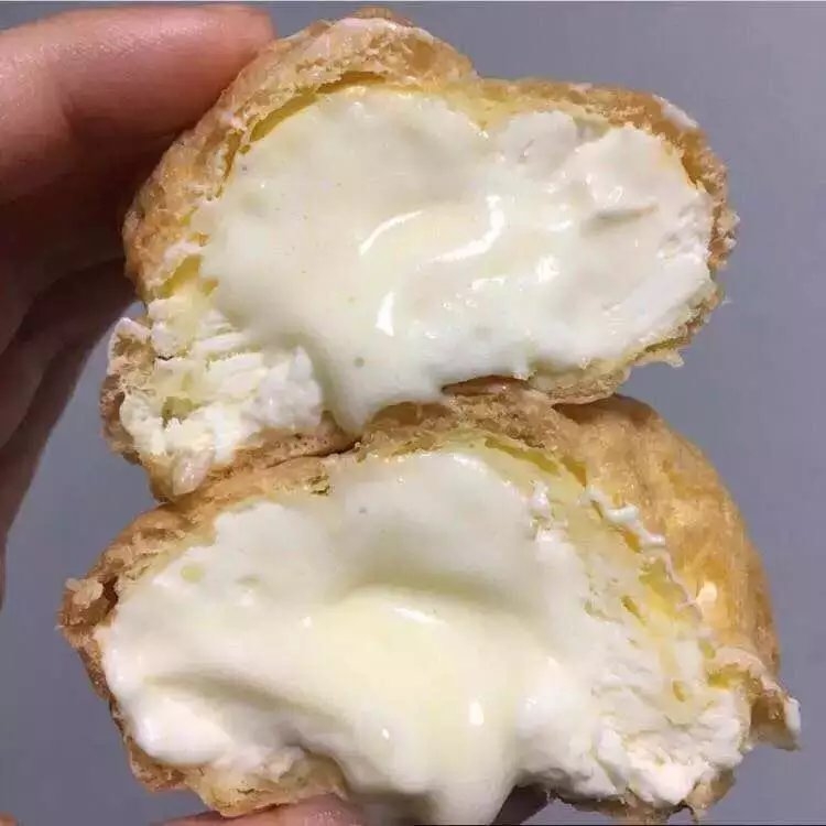 面包的诱惑 一口咬下去满满的幸福