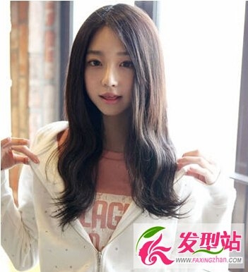 高中女生可爱清新发型 最新甜美学院风发型推荐