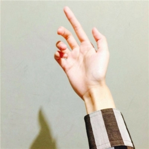 好看的手部特写唯美非主流头像