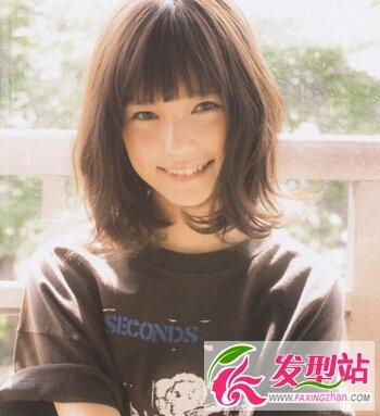 高中女生可爱清新发型 最新甜美学院风发型推荐
