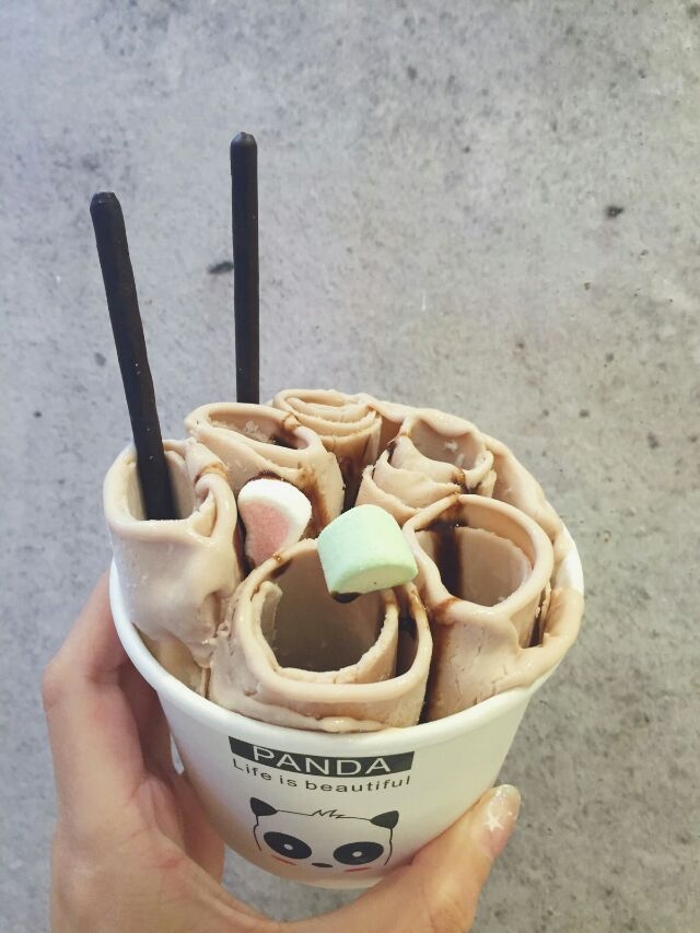 一千个双手，一千次的惊喜