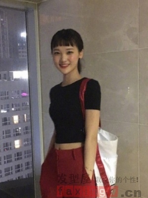 二次元短刘海发型  俏皮又可爱