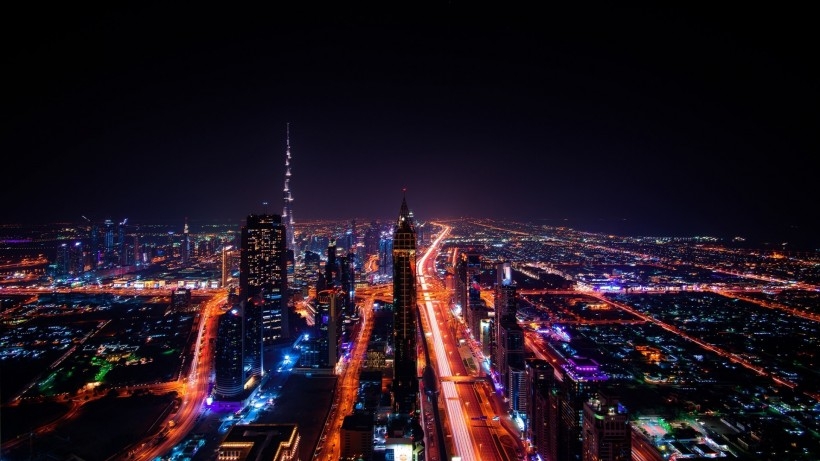 阿联酋夜景桌面壁纸
