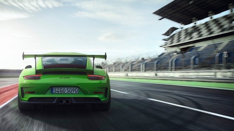 2019保时捷 911 GT3 RS桌面壁纸