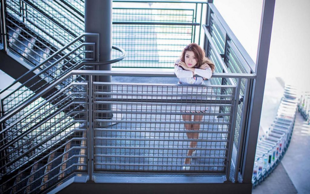 美女空姐的制服诱惑