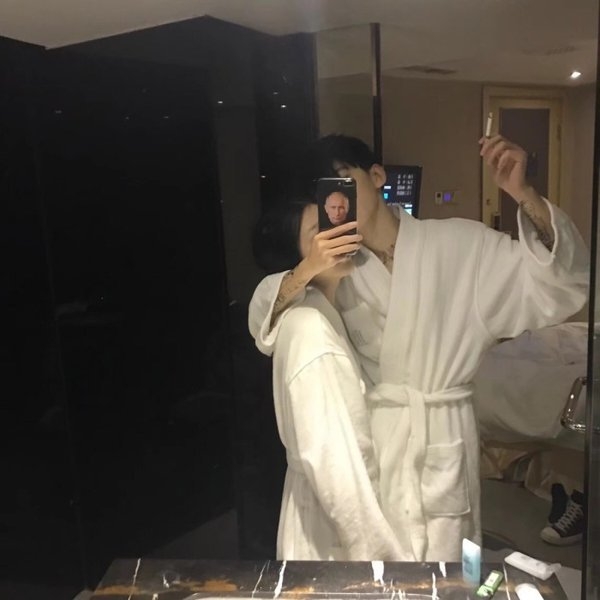 喜欢我吧 我可爱正直全身散发着正能量